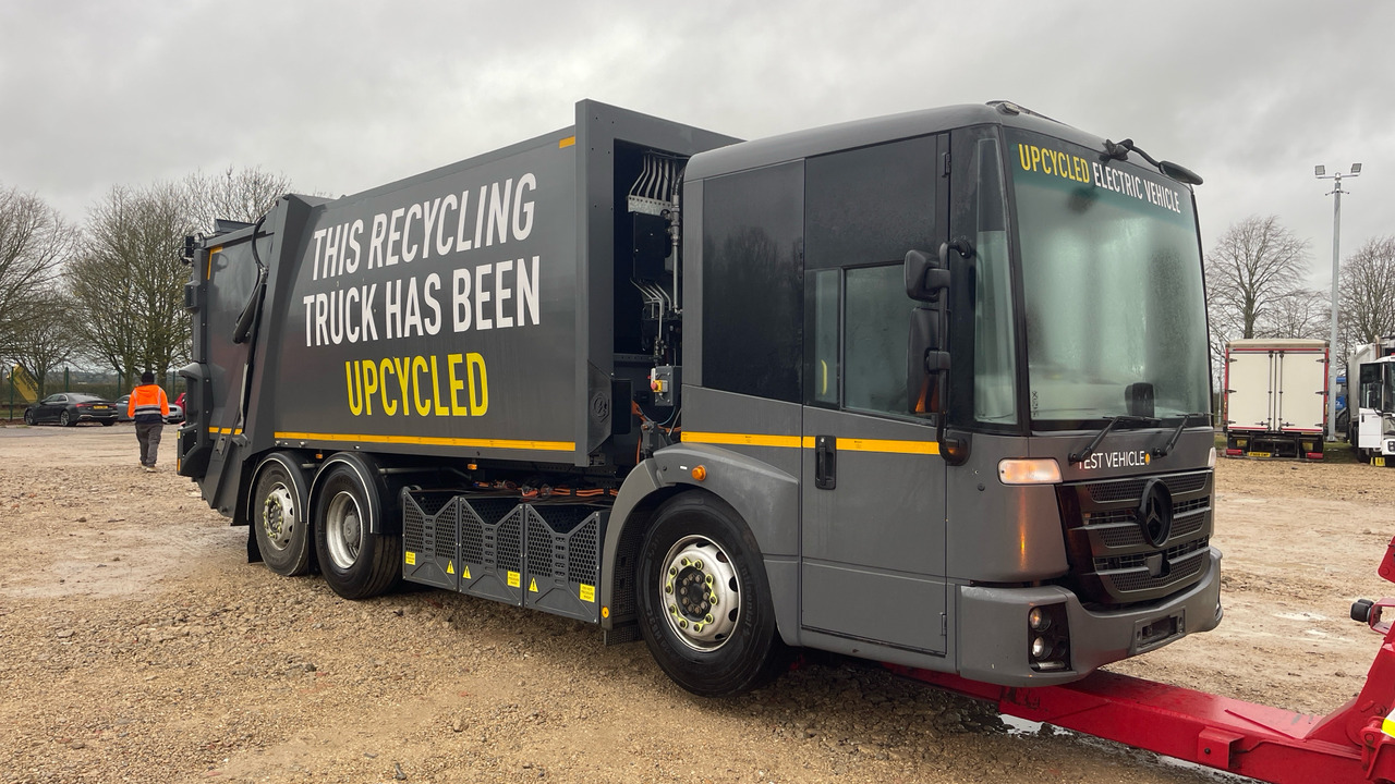 Mercedes-Benz Econic - Autogunoiere: Foto 2 Mercedes-Benz Econic - Autogunoiere: Foto 2