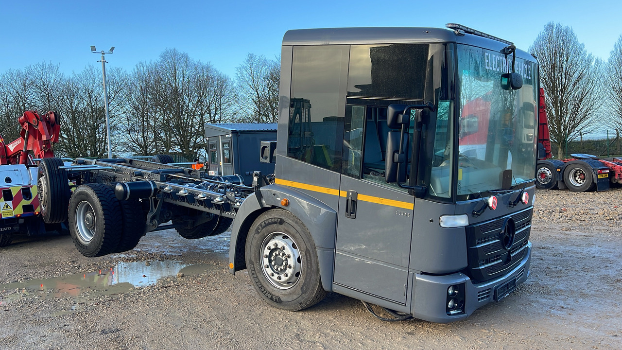 Mercedes-Benz Econic - Camion şasiu, Camion electric: Foto 1 Mercedes-Benz Econic - Camion şasiu, Camion electric: Foto 1