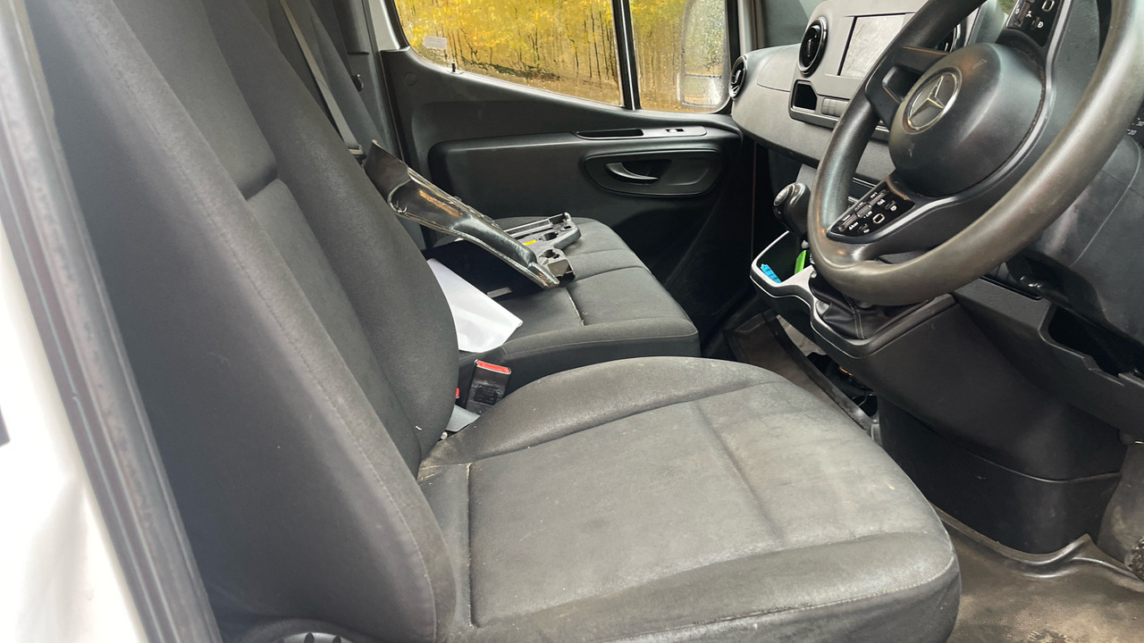 Mercedes-Benz Sprinter 314 CDI - Dubă: Foto 5 Mercedes-Benz Sprinter 314 CDI - Dubă: Foto 5