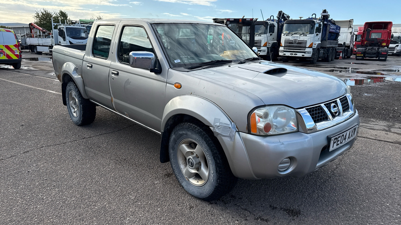 NISSAN D22 2.5 DI - Pick-up, Autoutilitară cabină dublă: Foto 1 NISSAN D22 2.5 DI - Pick-up, Autoutilitară cabină dublă: Foto 1