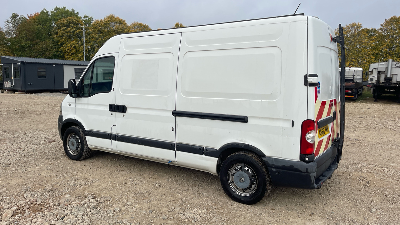 NISSAN INTERSTAR - Dubă: Foto 3 NISSAN INTERSTAR - Dubă: Foto 3