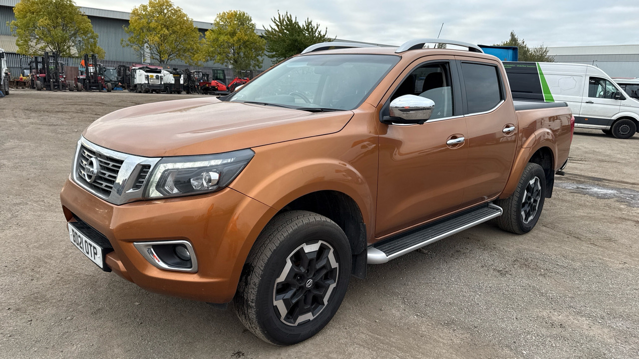NISSAN NAVARA 2.3 DCi 190PS - Pick-up, Autoutilitară cabină dublă: Foto 2 NISSAN NAVARA 2.3 DCi 190PS - Pick-up, Autoutilitară cabină dublă: Foto 2