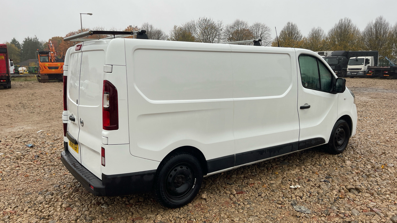 Nissan NV300 1.6 DCI 120PS - Autoutilitară compactă: Foto 4 Nissan NV300 1.6 DCI 120PS - Autoutilitară compactă: Foto 4