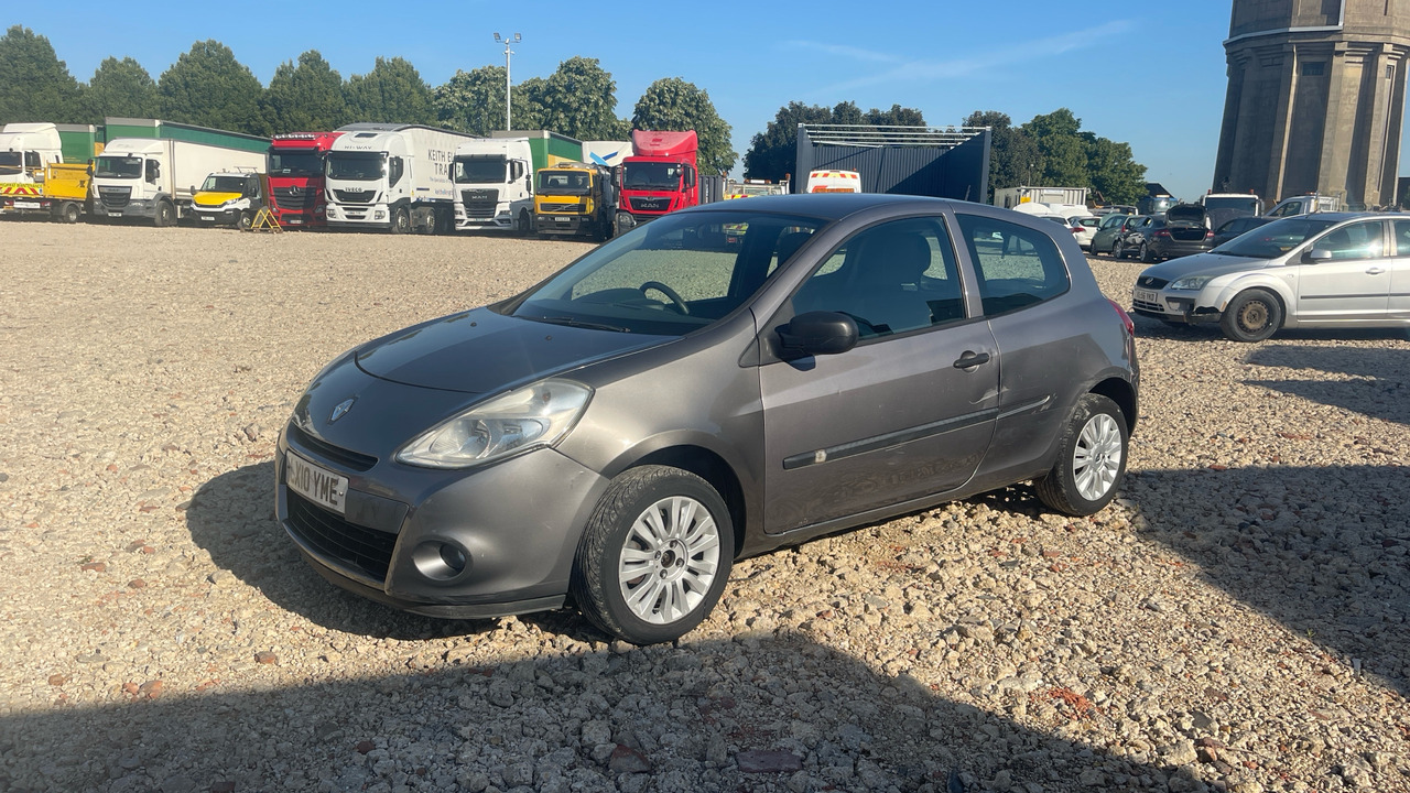 RENAULT CLIO 1.2 16V - Hatchback: Foto 2 RENAULT CLIO 1.2 16V - Hatchback: Foto 2