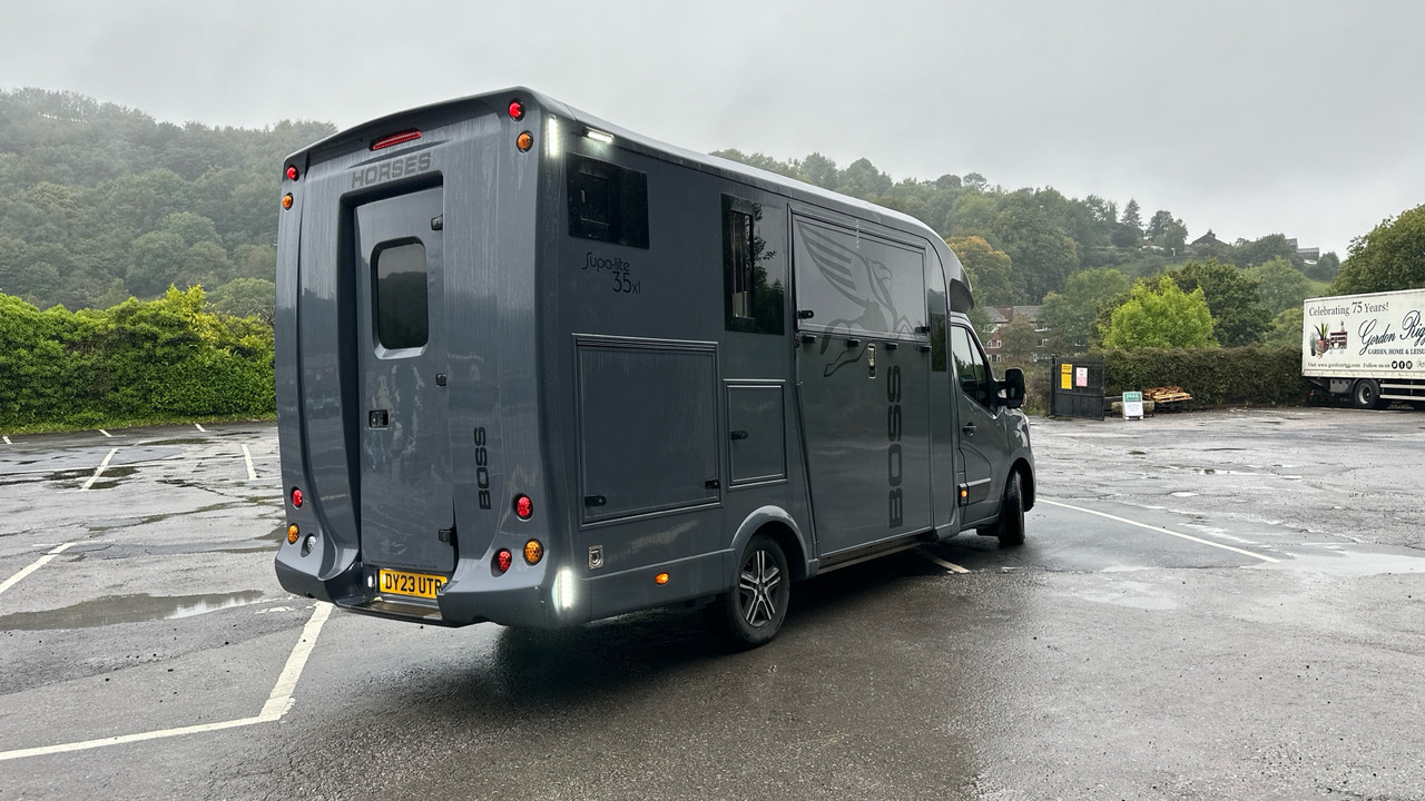 RENAULT MASTER 35 ENERGY 2.3 DCI 150PS - Camion transport cai: Foto 4 RENAULT MASTER 35 ENERGY 2.3 DCI 150PS - Camion transport cai: Foto 4