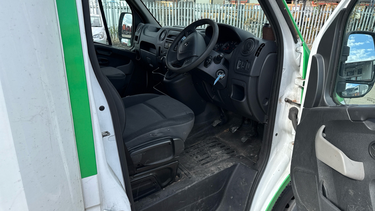 RENAULT TRUCKS MASTER 35 - Autoutilitară frigorifica: Foto 5 RENAULT TRUCKS MASTER 35 - Autoutilitară frigorifica: Foto 5