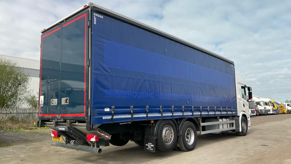 SCANIA G 320 EURO 6 - Camion cu prelată: Foto 4 SCANIA G 320 EURO 6 - Camion cu prelată: Foto 4