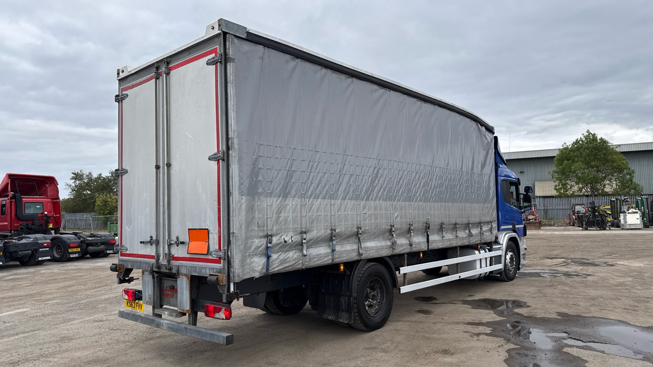 SCANIA P 230 - Camion cu prelată: Foto 4 SCANIA P 230 - Camion cu prelată: Foto 4