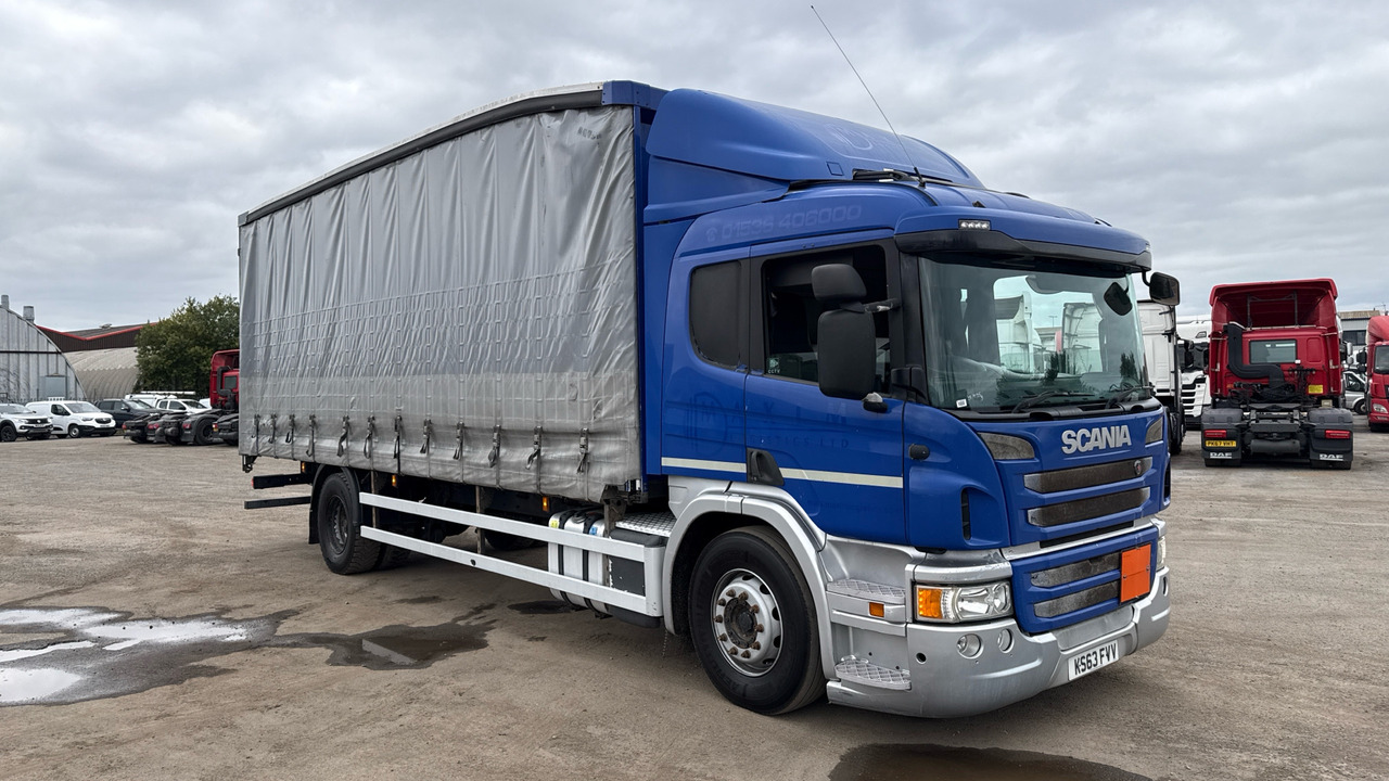 SCANIA P 230 - Camion cu prelată: Foto 1 SCANIA P 230 - Camion cu prelată: Foto 1