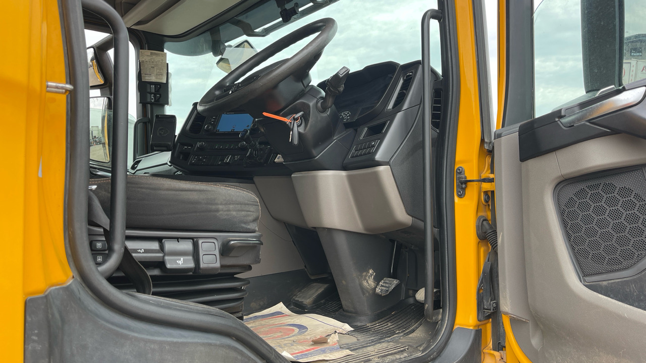SCANIA P 410 XT - Camion basculantă: Foto 5 SCANIA P 410 XT - Camion basculantă: Foto 5