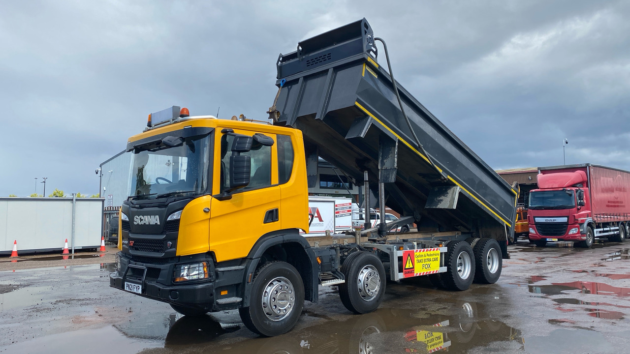 SCANIA P 410 XT - Camion basculantă: Foto 2 SCANIA P 410 XT - Camion basculantă: Foto 2