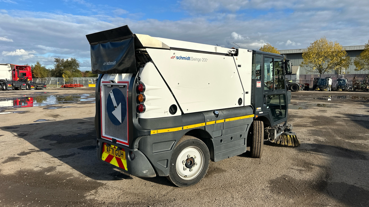 SCHMIDT SWINGO 200 - Măturătoare stradală: Foto 4 SCHMIDT SWINGO 200 - Măturătoare stradală: Foto 4