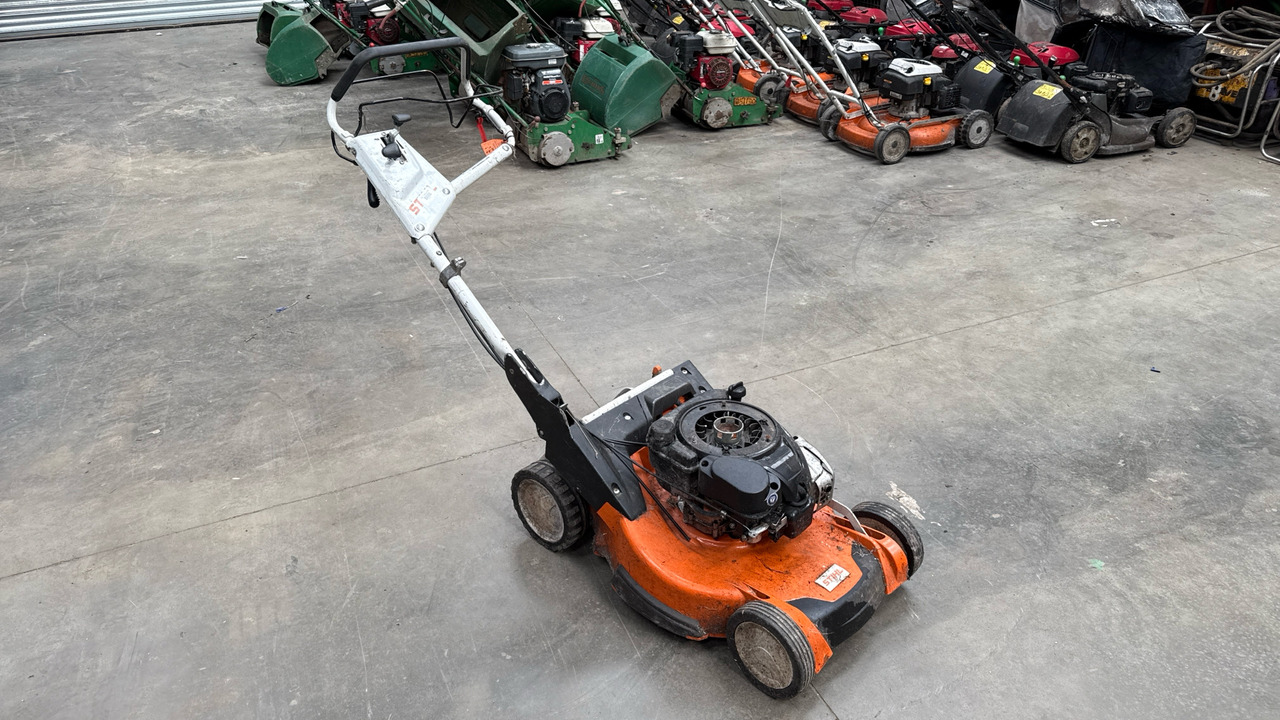 STIHL  - Echipamente de constructii: Foto 3 STIHL  - Echipamente de constructii: Foto 3