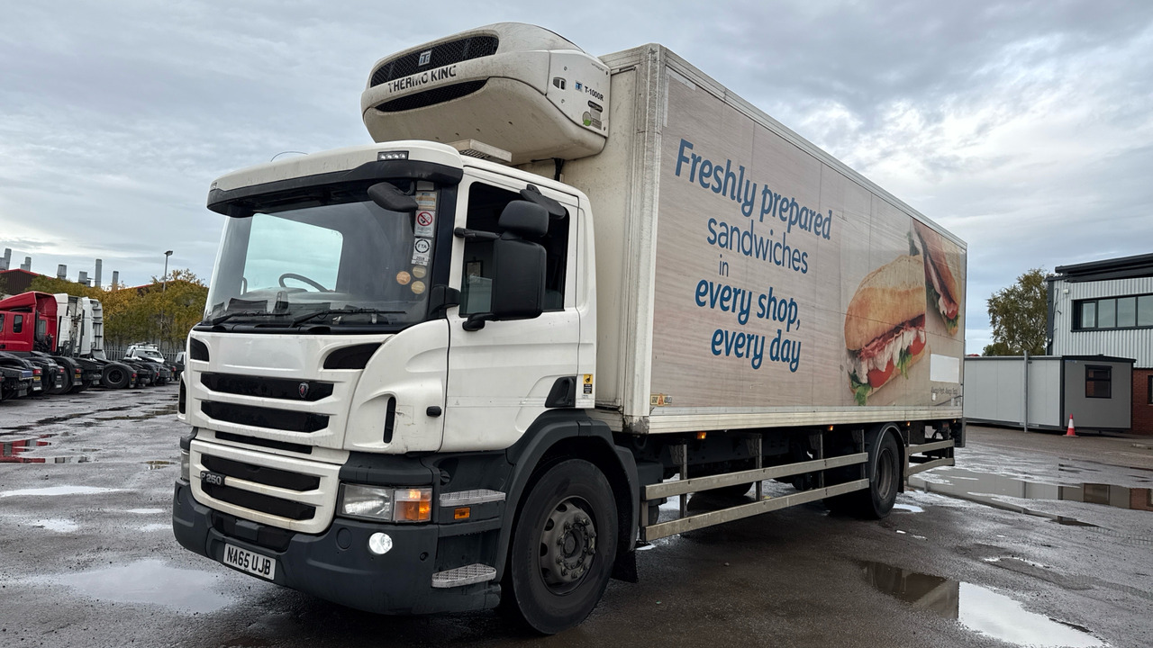 Scania P 250 - Camion frigider: Foto 2 Scania P 250 - Camion frigider: Foto 2