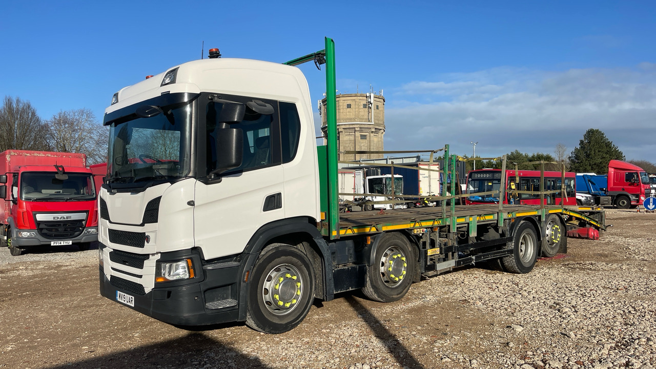 Scania P 410 - Maşină de tractare: Foto 2 Scania P 410 - Maşină de tractare: Foto 2