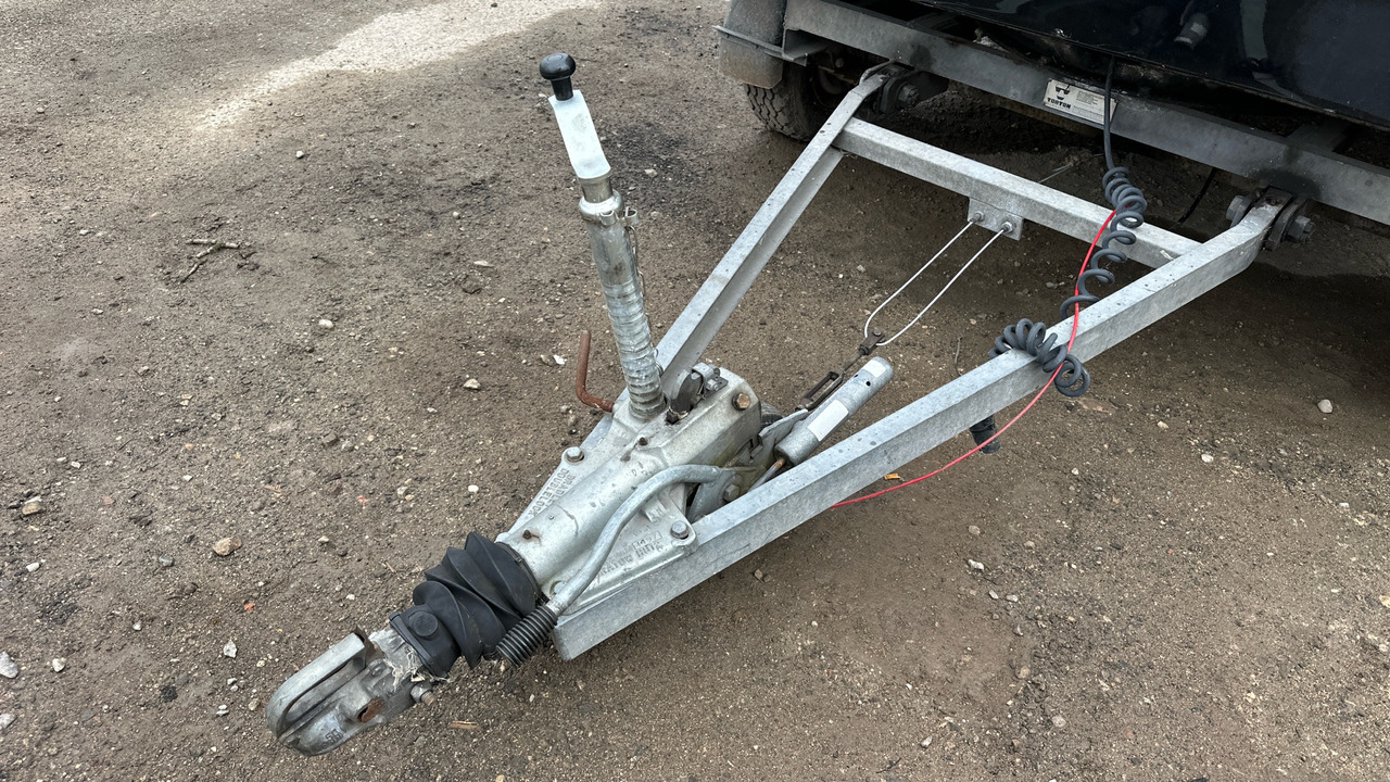 TORTON EXHIBTION TRAILER - Rulota comerciala: Foto 5 TORTON EXHIBTION TRAILER - Rulota comerciala: Foto 5