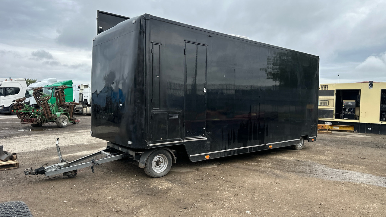 TORTON EXHIBTION TRAILER - Rulota comerciala: Foto 4 TORTON EXHIBTION TRAILER - Rulota comerciala: Foto 4