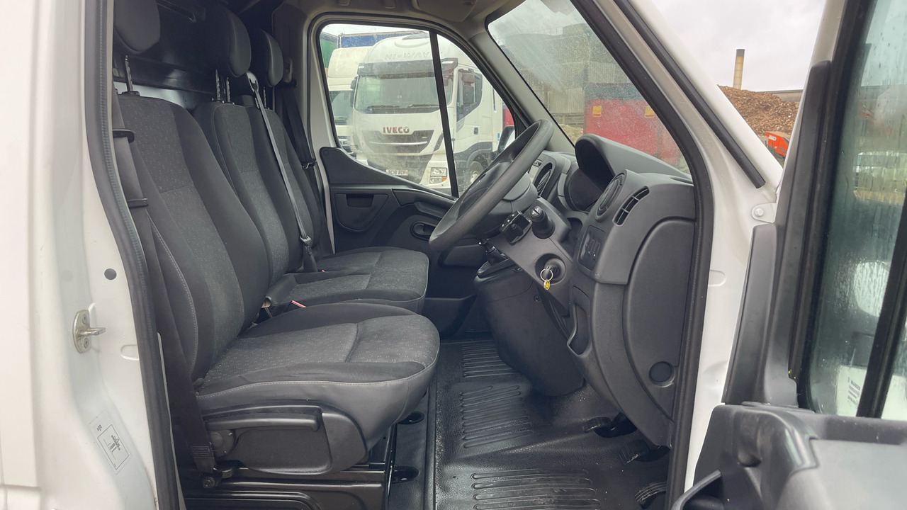 Vauxhall Movano 2.3 CDTI 130PS - Dubă: Foto 5 Vauxhall Movano 2.3 CDTI 130PS - Dubă: Foto 5