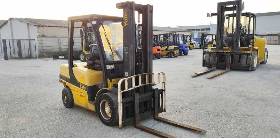Yale GDP35VX - Stivuitor diesel: Foto 4 Yale GDP35VX - Stivuitor diesel: Foto 4