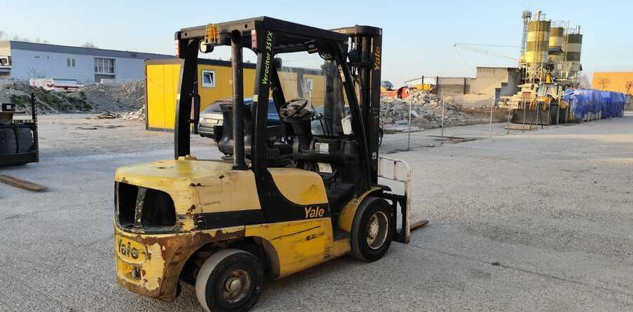 Yale GDP35VX - Stivuitor diesel: Foto 3 Yale GDP35VX - Stivuitor diesel: Foto 3