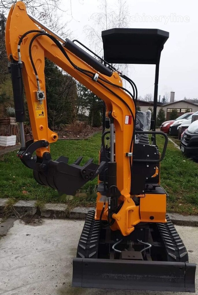 Berger Kraus Mini Excavator BK800BS torsion arm with FULL equipment - Mini excavator: Foto 3 Berger Kraus Mini Excavator BK800BS torsion arm with FULL equipment - Mini excavator: Foto 3