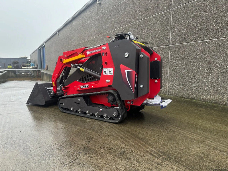 Rhinoceros KS925 - Buldozer: Foto 2 Rhinoceros KS925 - Buldozer: Foto 2