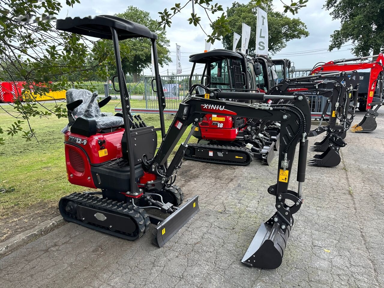 Rhinoceros XN12-9 - Mini excavator: Foto 2 Rhinoceros XN12-9 - Mini excavator: Foto 2