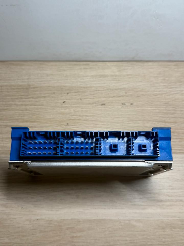 ATEGO KNORR-BREMSE ABS Steuergerät A0004467214 - Calculator de bord pentru Camion: Foto 4 ATEGO KNORR-BREMSE ABS Steuergerät A0004467214 - Calculator de bord pentru Camion: Foto 4