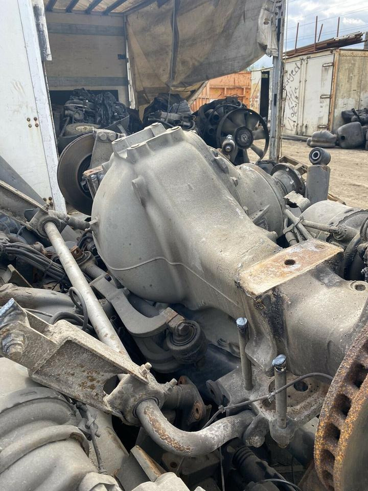 Atego 12 23 Hinterachse komplett Differential Übersetzung 43 10 - Axă spate pentru Camion: Foto 5 Atego 12 23 Hinterachse komplett Differential Übersetzung 43 10 - Axă spate pentru Camion: Foto 5