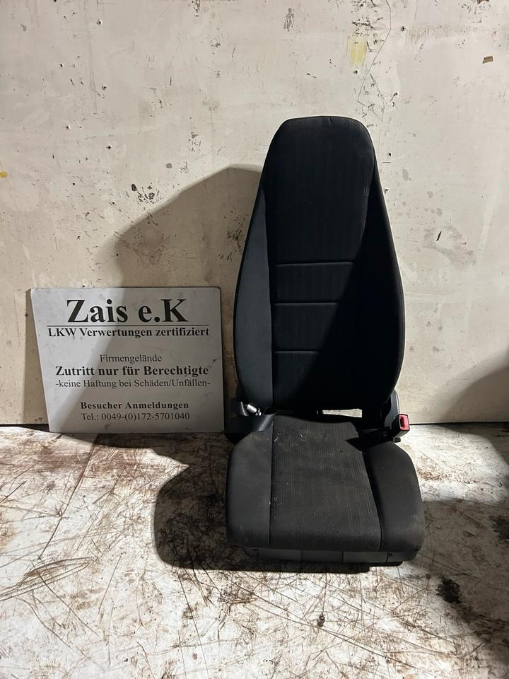 Atego 4 EU6 Mittlerer Sitz - Scaun: Foto 1 Atego 4 EU6 Mittlerer Sitz - Scaun: Foto 1