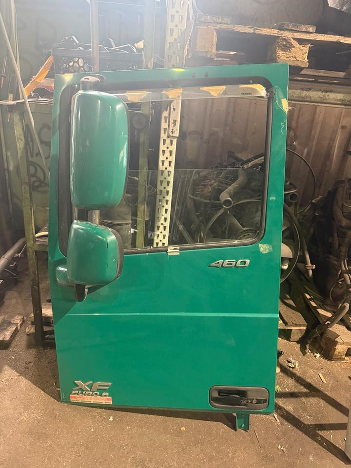 DAF XF 460 EU6 Fahrertür Grün Links Spiegel Innenverkleidung - Uşă și piese pentru Camion: Foto 1 DAF XF 460 EU6 Fahrertür Grün Links Spiegel Innenverkleidung - Uşă și piese pentru Camion: Foto 1