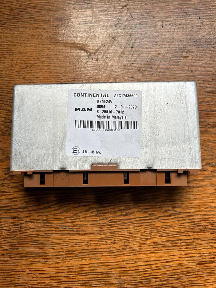 MAN Central Anschlussblock Steuergerät 81.25816-7012 - Calculator de bord pentru Camion: Foto 1 MAN Central Anschlussblock Steuergerät 81.25816-7012 - Calculator de bord pentru Camion: Foto 1