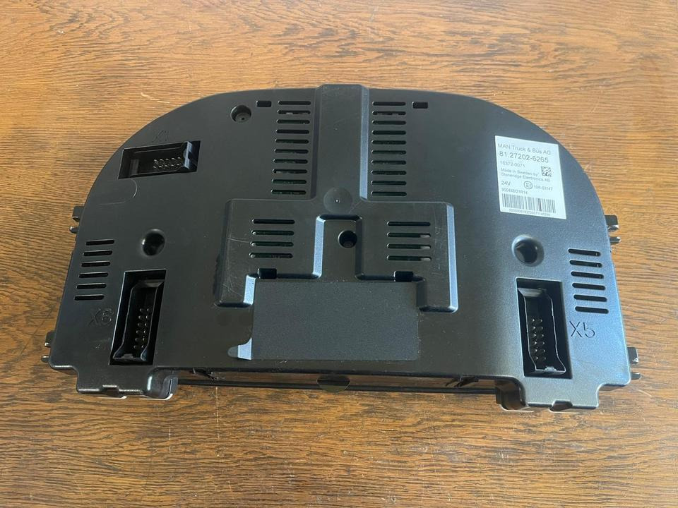 MAN EU6 Kombiinstrument / Tacho 81.27202-6265 - Tablou de bord pentru Camion: Foto 4 MAN EU6 Kombiinstrument / Tacho 81.27202-6265 - Tablou de bord pentru Camion: Foto 4