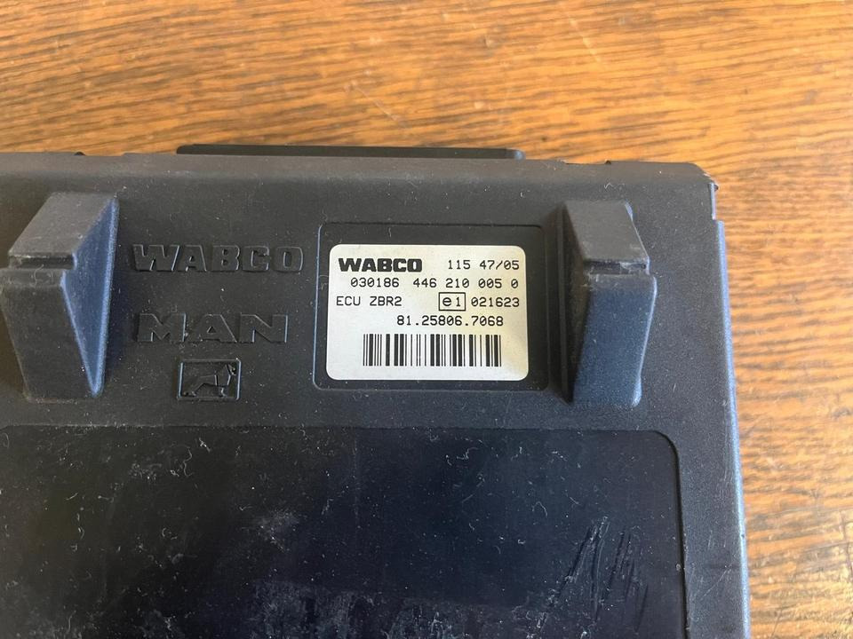 MAN Elekronik ECU ZBR 2 Steuergerät 81.25806-7068 - Calculator de bord pentru Camion: Foto 3 MAN Elekronik ECU ZBR 2 Steuergerät 81.25806-7068 - Calculator de bord pentru Camion: Foto 3