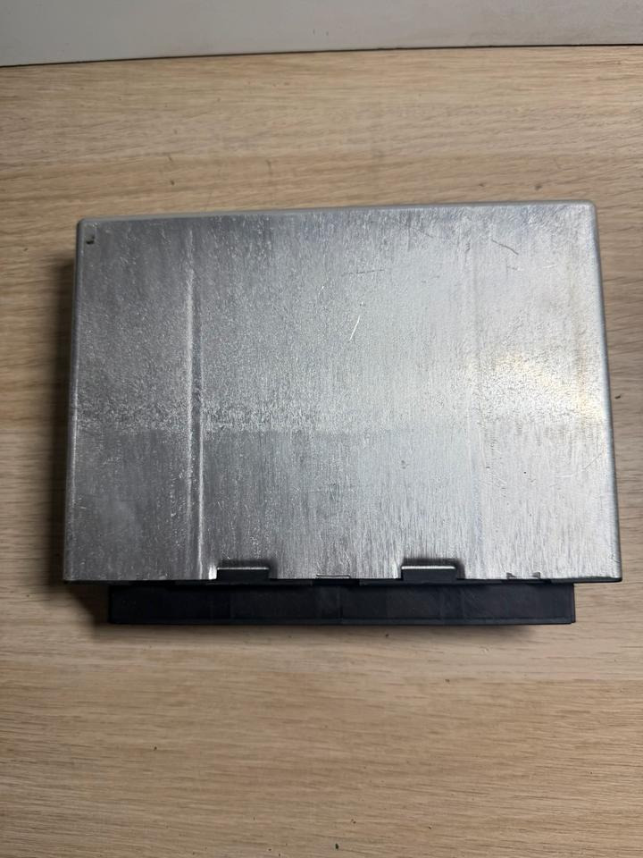 MAN Elektronik FFR Steuergerät 81.25805-7053 - Calculator de bord pentru Camion: Foto 2 MAN Elektronik FFR Steuergerät 81.25805-7053 - Calculator de bord pentru Camion: Foto 2