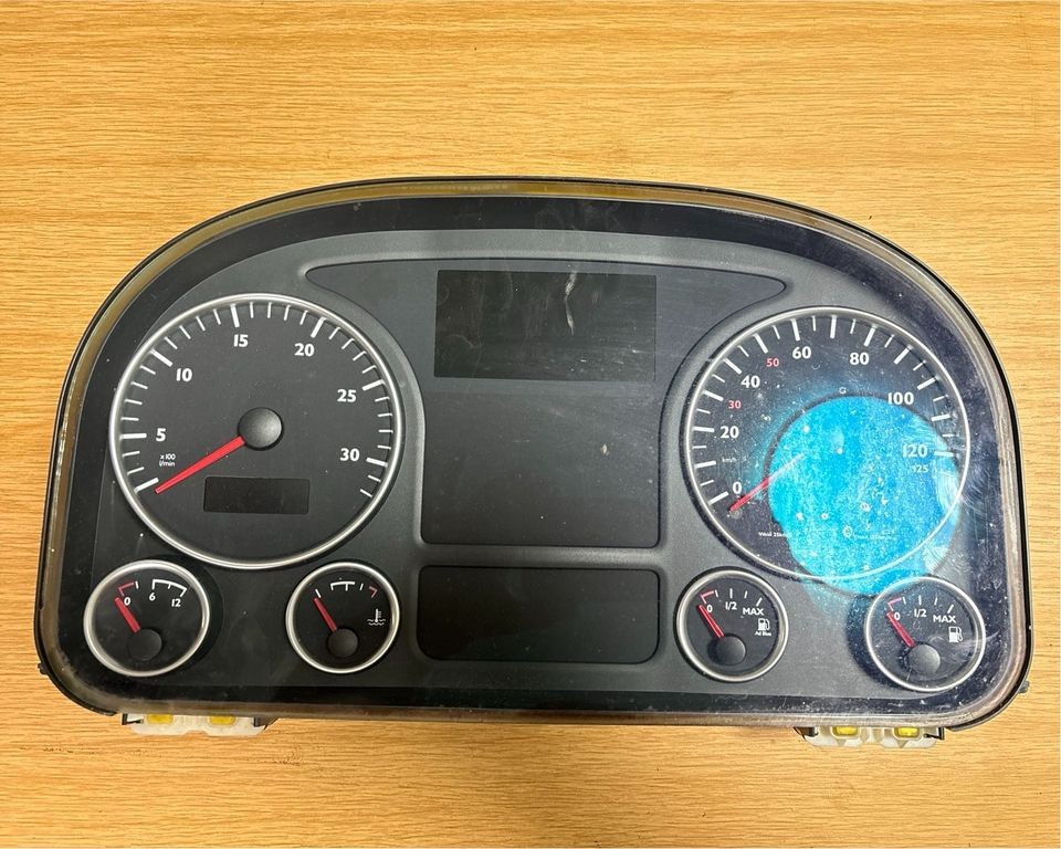 MAN Kombiinstrument / Tacho 81272026224 - Tahograf pentru Camion: Foto 1 MAN Kombiinstrument / Tacho 81272026224 - Tahograf pentru Camion: Foto 1
