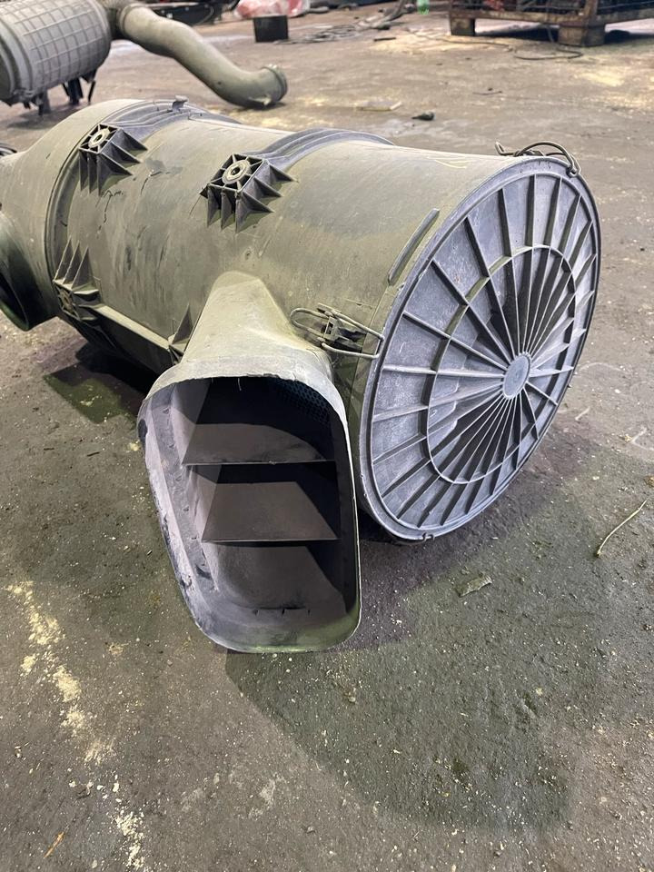 MAN TGA Luftfilter Luftfilterkasten EU3 - Filtru de aer pentru Camion: Foto 2 MAN TGA Luftfilter Luftfilterkasten EU3 - Filtru de aer pentru Camion: Foto 2