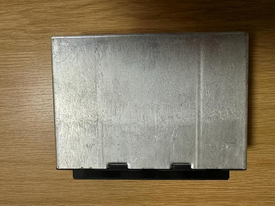 MAN VDO ELEKTRONIK FFR Steuergerät 81.25805.7007 - Calculator de bord pentru Camion: Foto 4 MAN VDO ELEKTRONIK FFR Steuergerät 81.25805.7007 - Calculator de bord pentru Camion: Foto 4