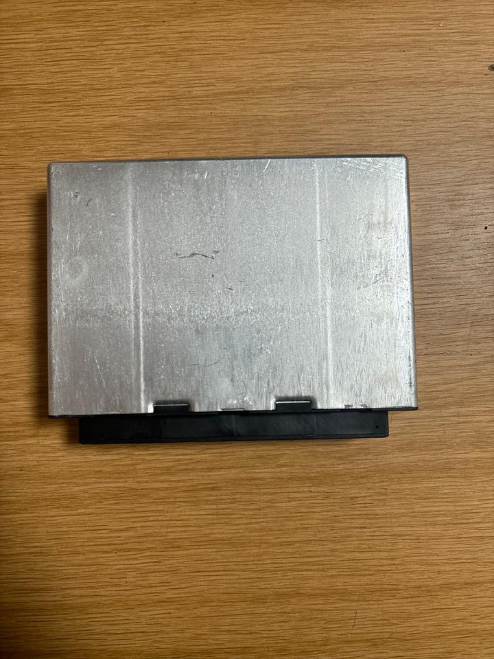 MAN VDO Elektronik FFR Steuergerät 81.25805-7022 - Calculator de bord pentru Camion: Foto 2 MAN VDO Elektronik FFR Steuergerät 81.25805-7022 - Calculator de bord pentru Camion: Foto 2