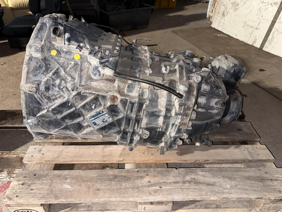 MAN ZF ASTRONIC 12 AS 2130 TD + Doppel Nebenantrieb - Cutie de viteze pentru Camion: Foto 5 MAN ZF ASTRONIC 12 AS 2130 TD + Doppel Nebenantrieb - Cutie de viteze pentru Camion: Foto 5