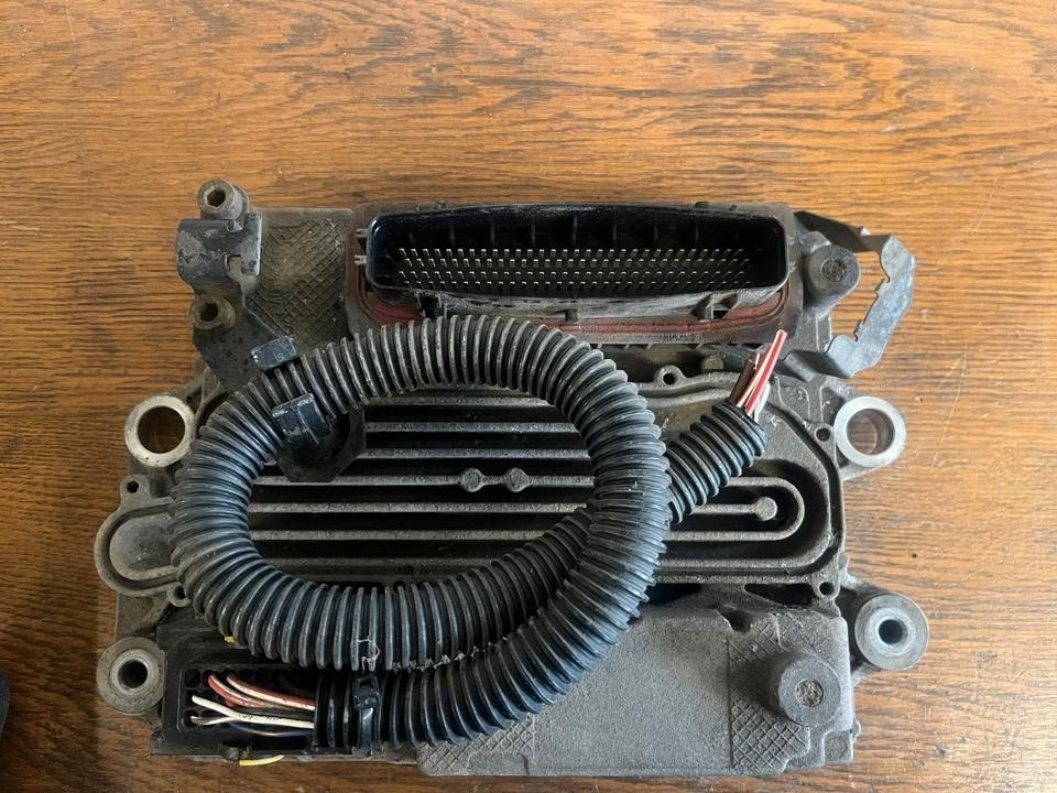 Mercedes Actros MP4 Auspuffsteuergerät A0004464954 - Calculator de bord pentru Camion: Foto 2 Mercedes Actros MP4 Auspuffsteuergerät A0004464954 - Calculator de bord pentru Camion: Foto 2