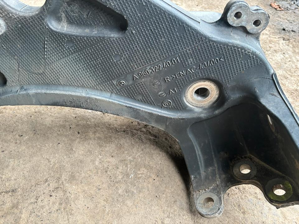 Mercedes-Actros MP4 Lenkbock Rechts A9603224001 - Servodirecţie pentru Camion: Foto 3 Mercedes-Actros MP4 Lenkbock Rechts A9603224001 - Servodirecţie pentru Camion: Foto 3