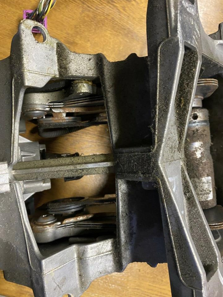 Mercedes Actros MP4 Lenksäule Lenkung - Coloană de direcție pentru Camion: Foto 5 Mercedes Actros MP4 Lenksäule Lenkung - Coloană de direcție pentru Camion: Foto 5