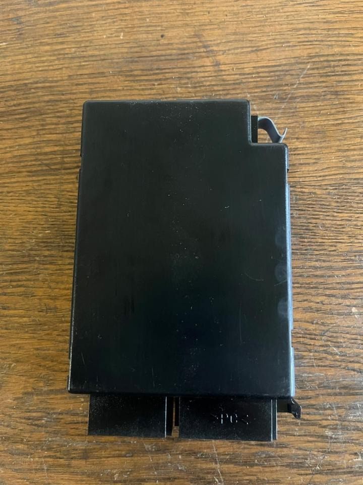 Mercedes Actros MP4 Video Radar Steuergerät A0004463551 - Calculator de bord pentru Camion: Foto 5 Mercedes Actros MP4 Video Radar Steuergerät A0004463551 - Calculator de bord pentru Camion: Foto 5