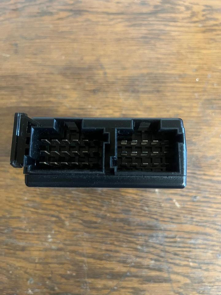 Mercedes Actros MP4 Video Radar Steuergerät A0004463551 - Calculator de bord pentru Camion: Foto 4 Mercedes Actros MP4 Video Radar Steuergerät A0004463551 - Calculator de bord pentru Camion: Foto 4