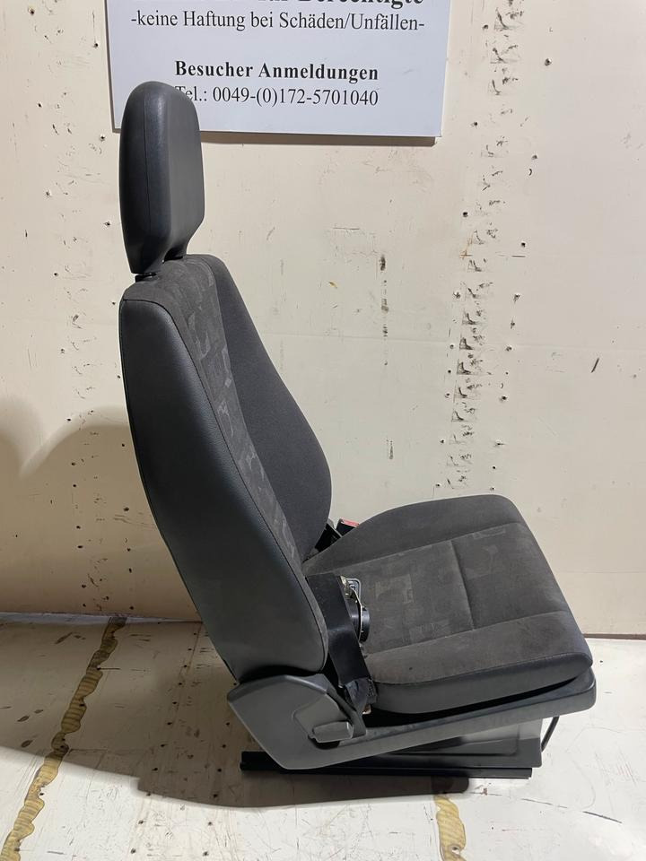 Mercedes Atego 2 Beifahrersitz - Scaun pentru Camion: Foto 3 Mercedes Atego 2 Beifahrersitz - Scaun pentru Camion: Foto 3