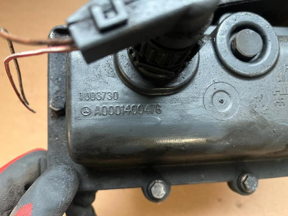 Mercedes-Benz Actros Atego EU4 EU5 AdBlue Pumpe A0001400478 - Pompă de combustibil pentru Camion: Foto 2 Mercedes-Benz Actros Atego EU4 EU5 AdBlue Pumpe A0001400478 - Pompă de combustibil pentru Camion: Foto 2