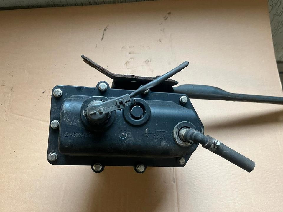 Mercedes-Benz Actros Atego EU4 EU5 AdBlue Pumpe A0001400978 - Pompă de combustibil pentru Camion: Foto 3 Mercedes-Benz Actros Atego EU4 EU5 AdBlue Pumpe A0001400978 - Pompă de combustibil pentru Camion: Foto 3