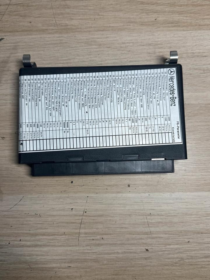 Mercedes Elektronik FR Steuergerät A0014461302 - Calculator de bord pentru Camion: Foto 3 Mercedes Elektronik FR Steuergerät A0014461302 - Calculator de bord pentru Camion: Foto 3