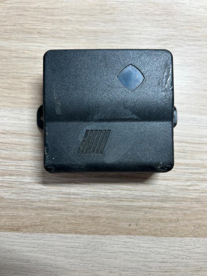 DAF XF Electric System Steuergerät JM1123DXC - Piesă de schimb: Foto 4 DAF XF Electric System Steuergerät JM1123DXC - Piesă de schimb: Foto 4